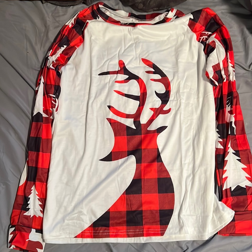 Men’s holiday pajamas
